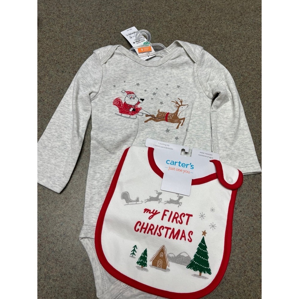 Carter's Christmas 9 month Onesie and Teething bib‎ NWT